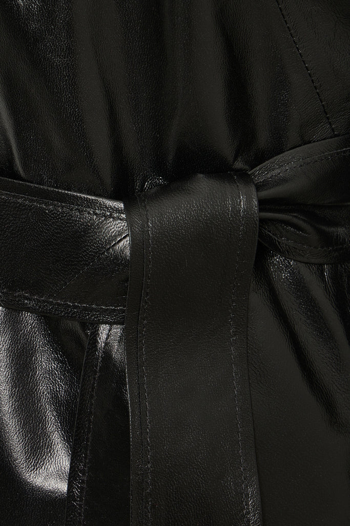 ROBE EN CUIR BRILLANT EVASEE - SOLNA VERNIS NOIR BRILLANT