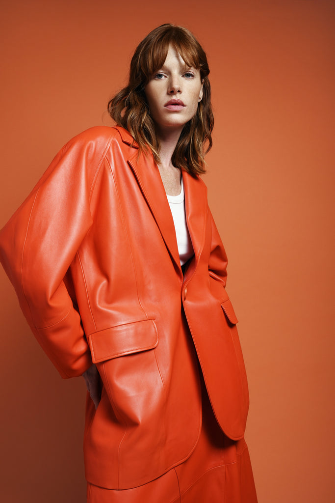 VESTE TAILLEUR EN CUIR - ANDRIA WAXY ORANGE